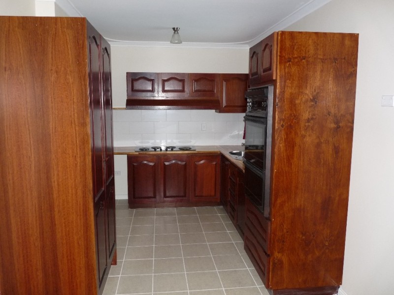 2 Cherry Way, Camillo WA 6111