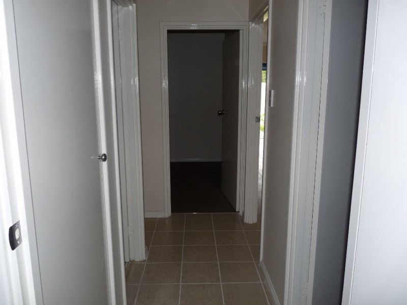 2 Cherry Way, Camillo WA 6111