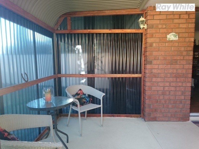 12 a Briggs Place, Armadale WA 6112