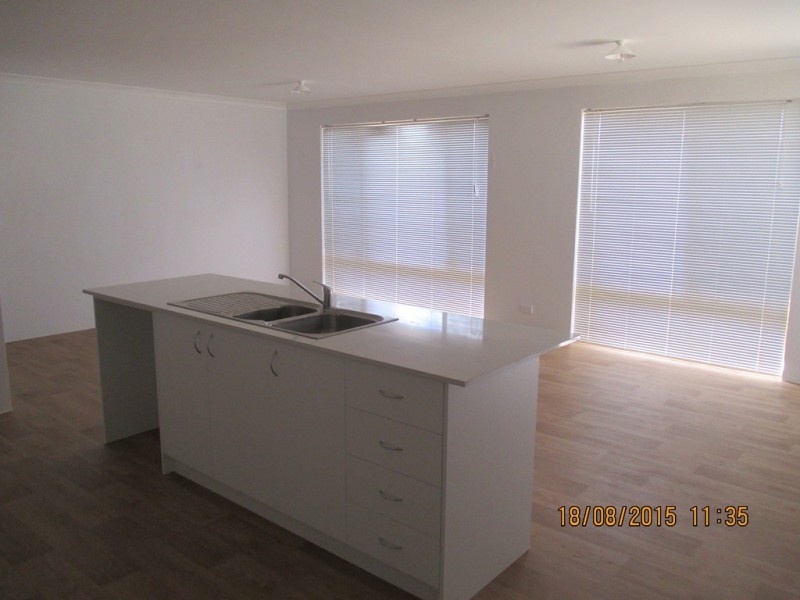 41 Kinsella Avenue, Byford WA 6122