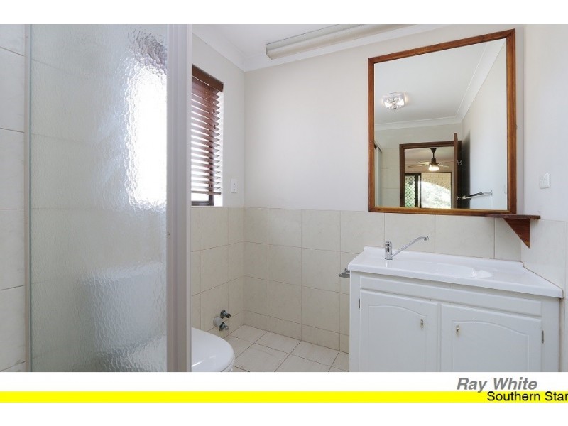 33 Third Avenue, Kelmscott WA 6111