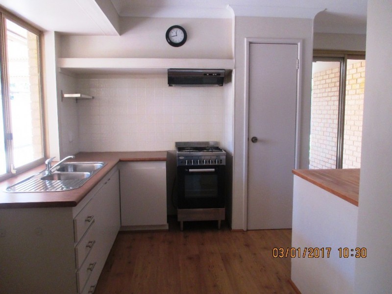 13 Magpie Place, Brookdale WA 6112