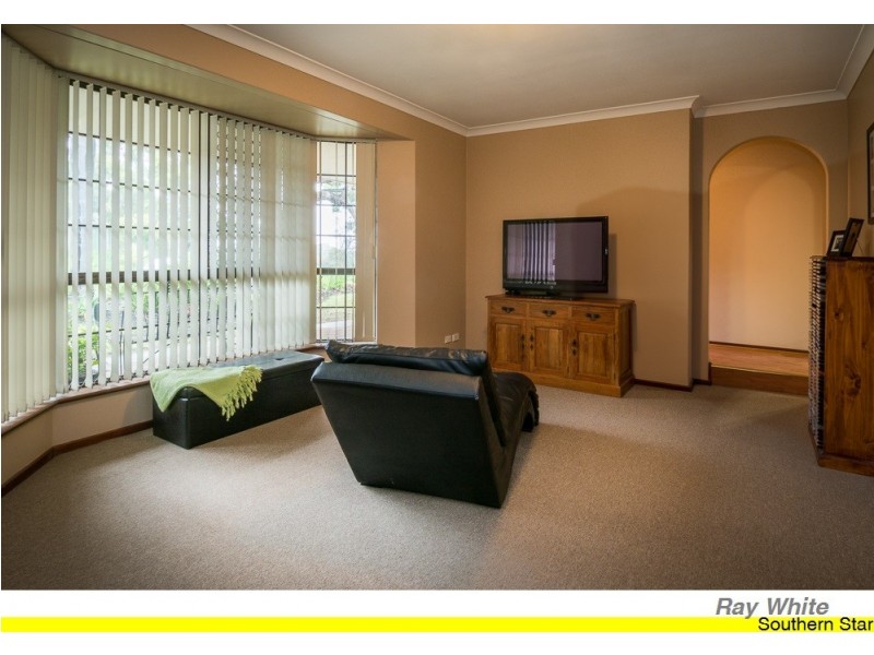 1 Crystal Court, Mount Richon WA 6112