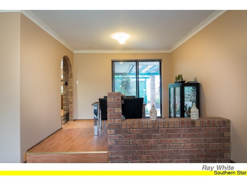 1 Crystal Court, Mount Richon WA 6112