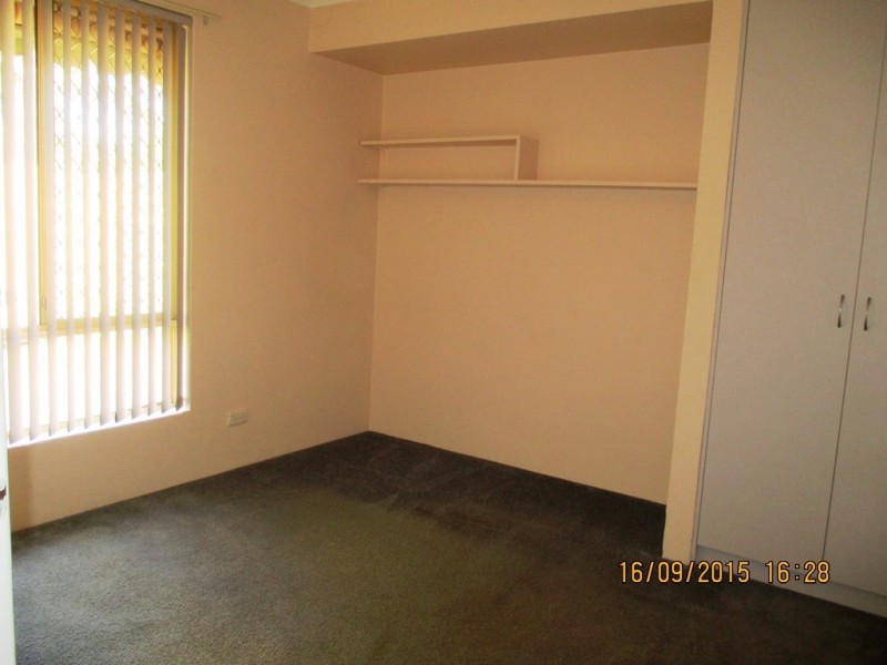 98 Brown Crescent, Seville Grove WA 6112