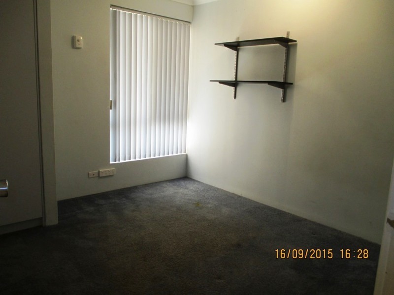 98 Brown Crescent, Seville Grove WA 6112