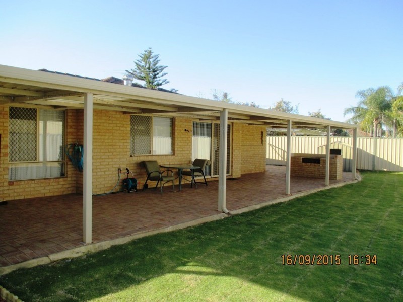 98 Brown Crescent, Seville Grove WA 6112