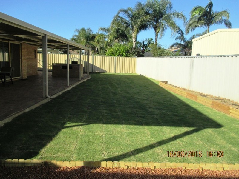 98 Brown Crescent, Seville Grove WA 6112