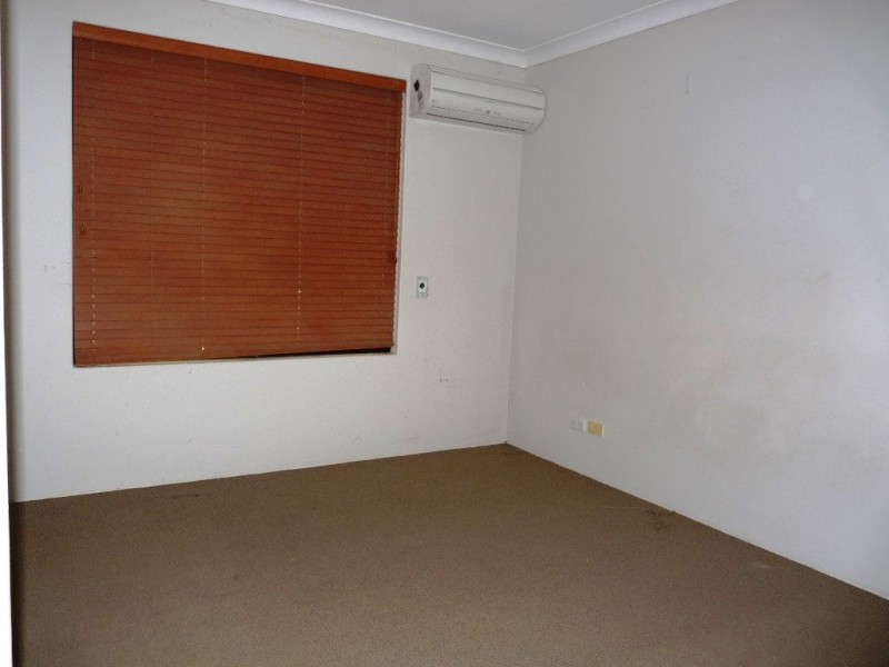 27 San Jacinta Road, Seville Grove WA 6112