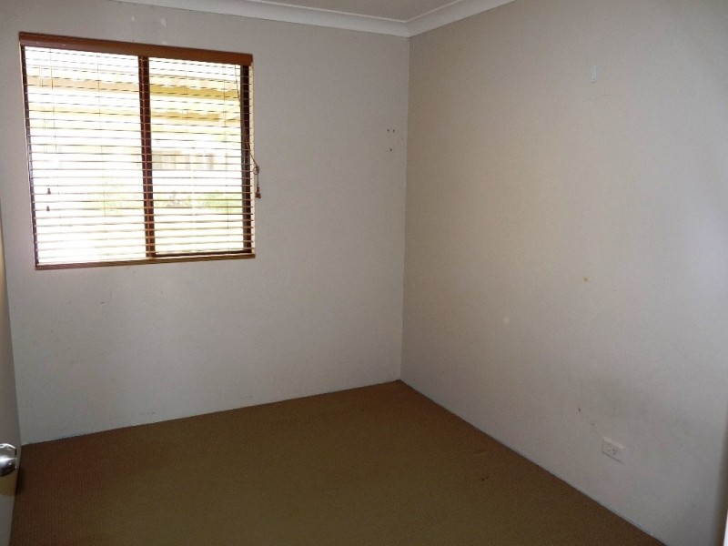 27 San Jacinta Road, Seville Grove WA 6112