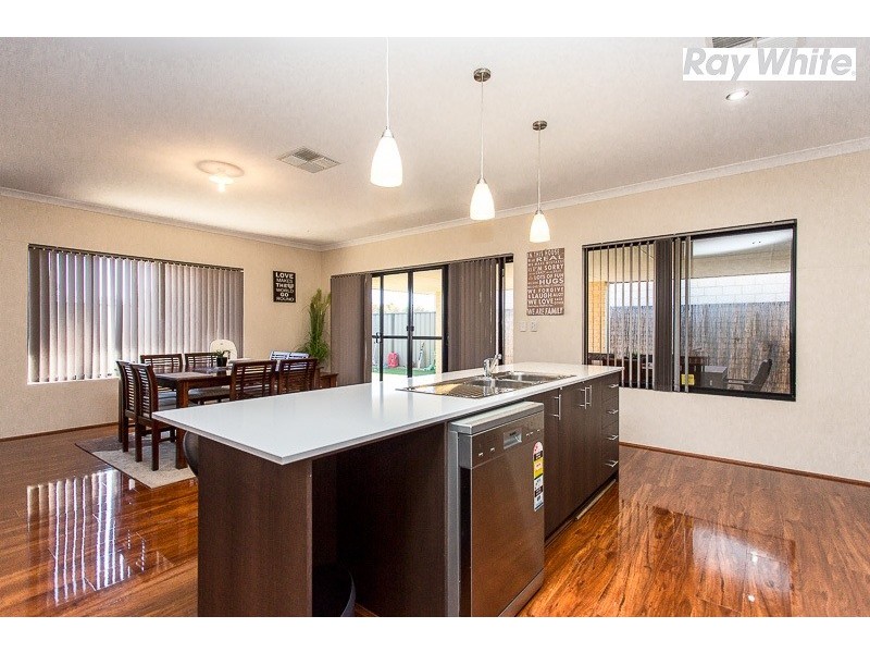 7 Carbine Bend, Byford WA 6122