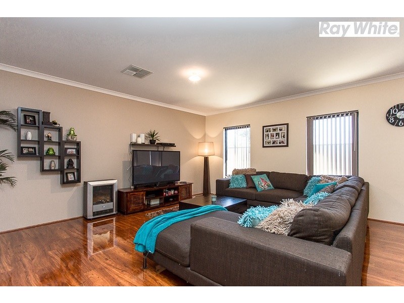 7 Carbine Bend, Byford WA 6122