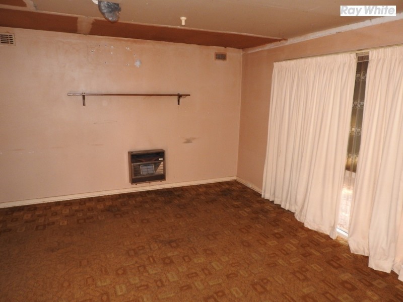 231 Seventh Road, Armadale WA 6112