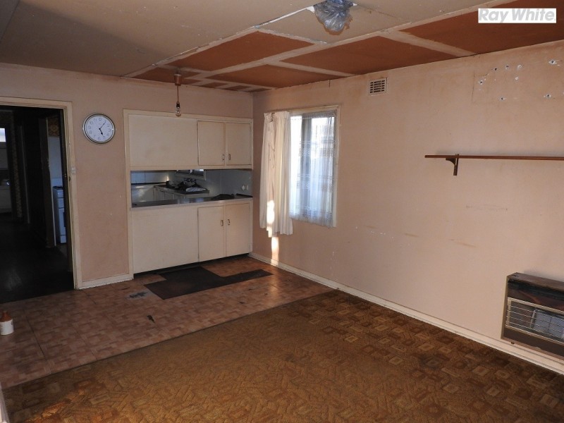 231 Seventh Road, Armadale WA 6112