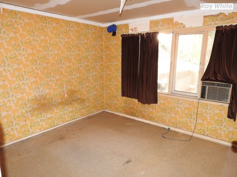 231 Seventh Road, Armadale WA 6112