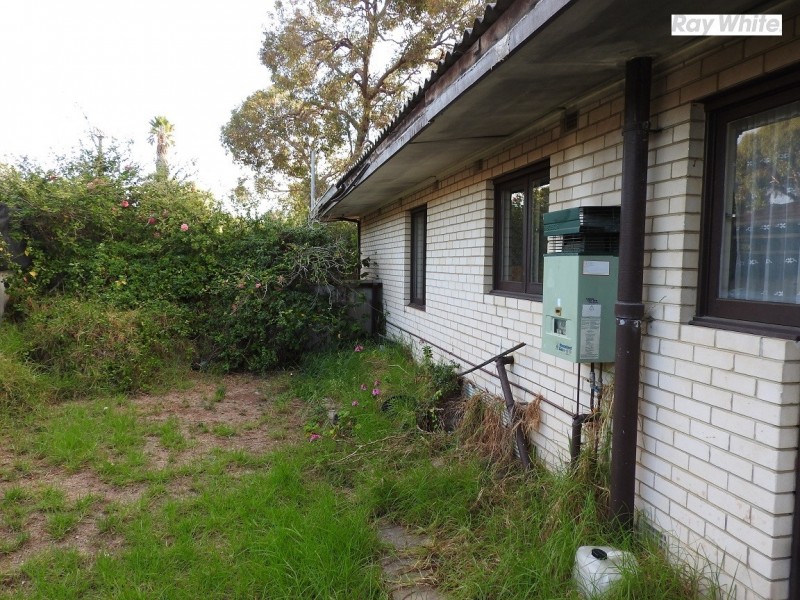 231 Seventh Road, Armadale WA 6112