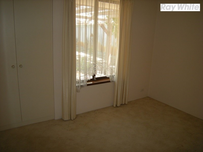 48 Aussat Drive, Kiara WA 6054