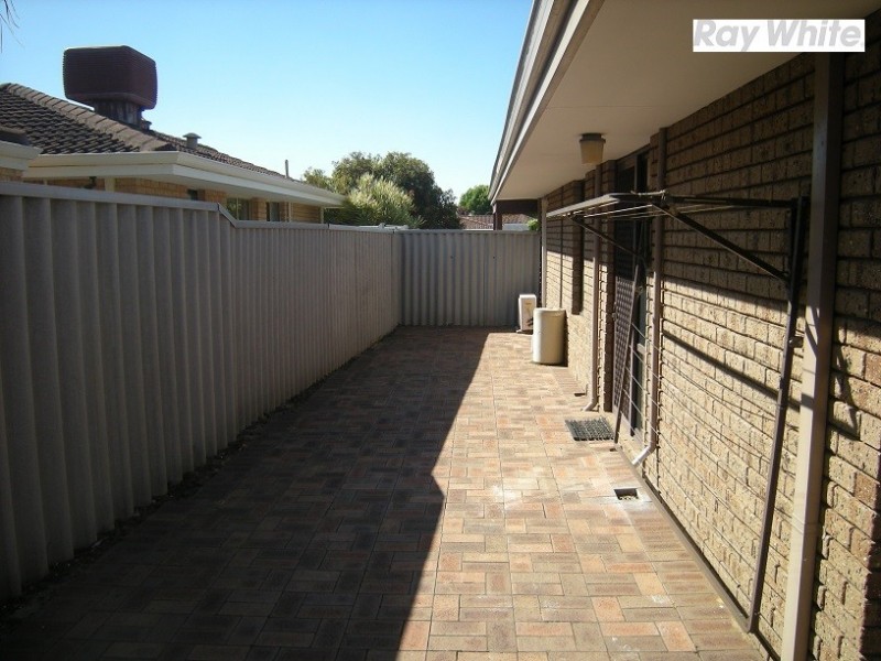 48 Aussat Drive, Kiara WA 6054