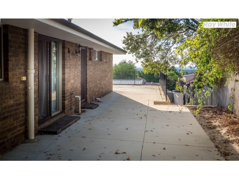 35 Harrison Road, Mount Richon WA 6112