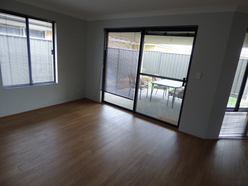 36 Ernest Way, Hilbert WA 6112
