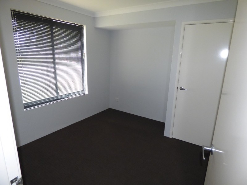36 Ernest Way, Hilbert WA 6112