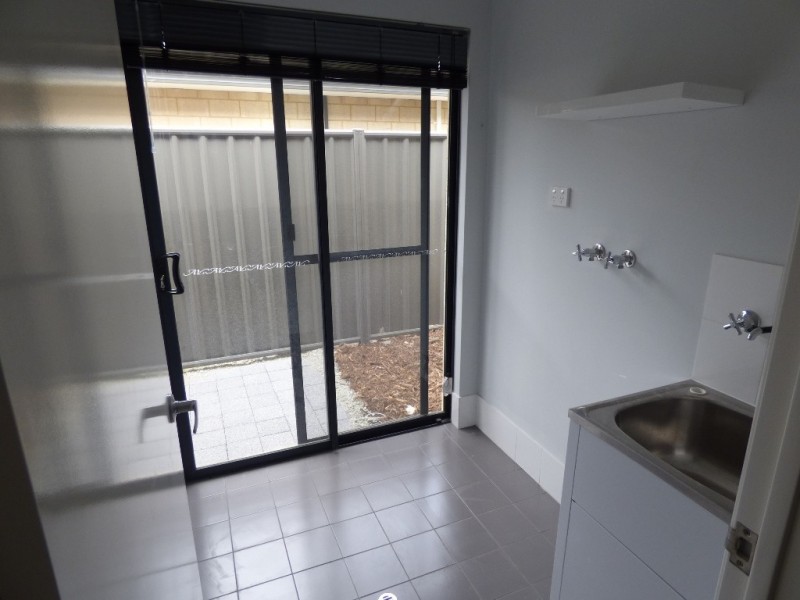 36 Ernest Way, Hilbert WA 6112