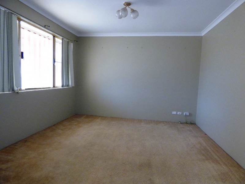 4 Kingfisher View, Brookdale WA 6112