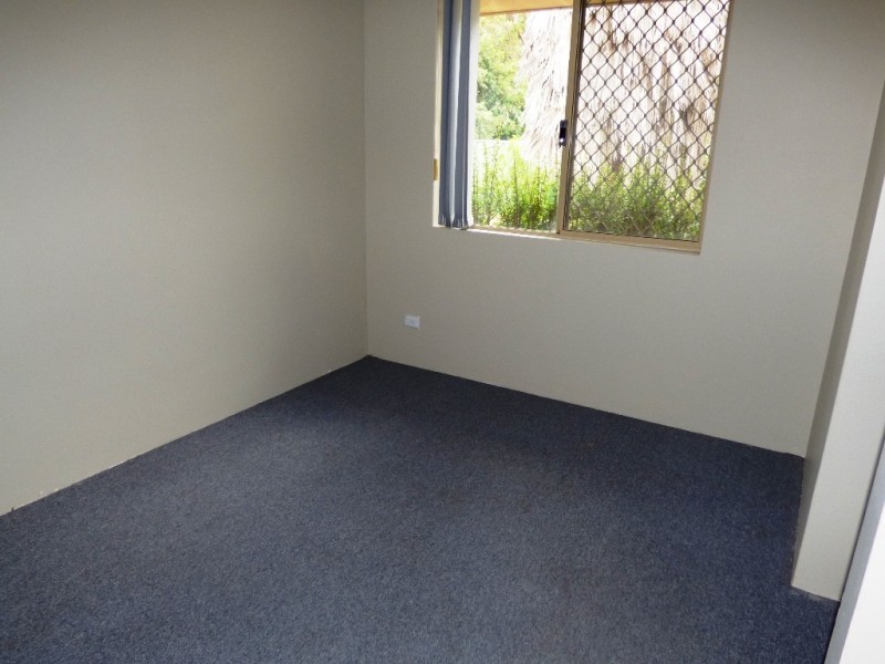 4 Kingfisher View, Brookdale WA 6112