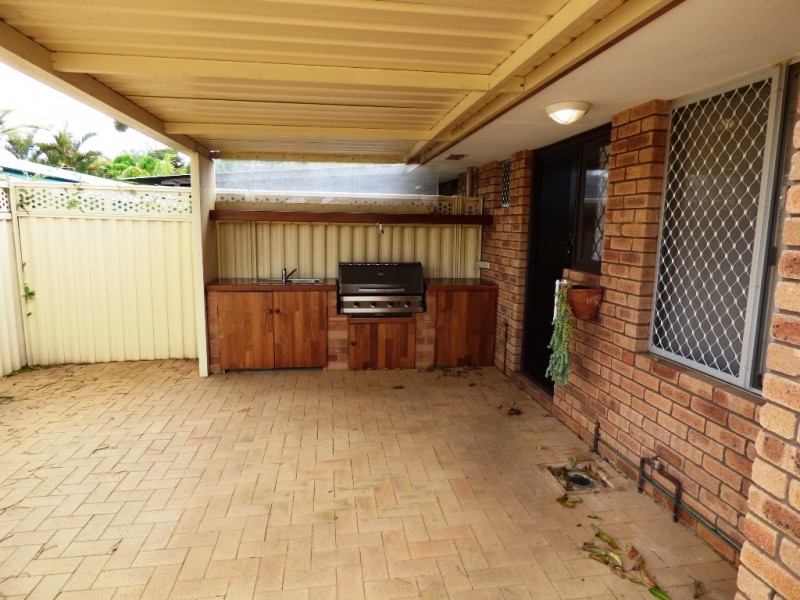 8/99 Seventh Road, Armadale WA 6112