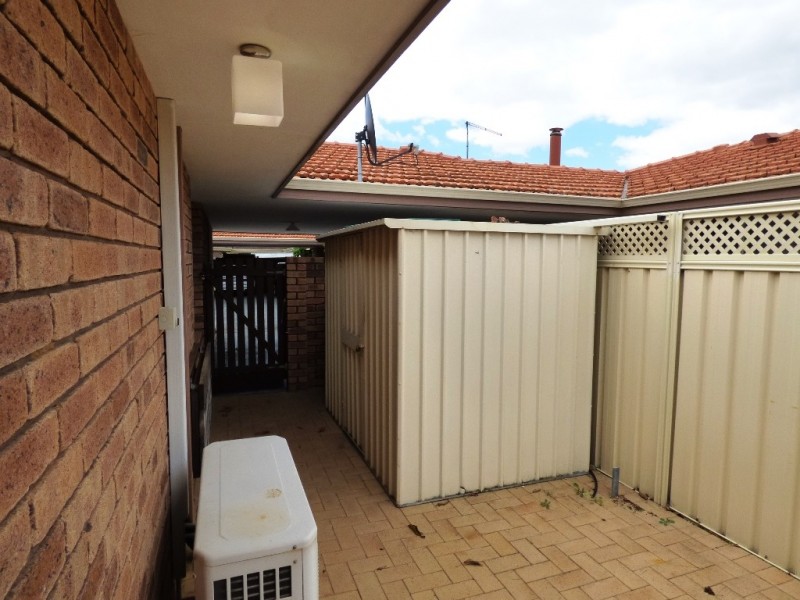 8/99 Seventh Road, Armadale WA 6112