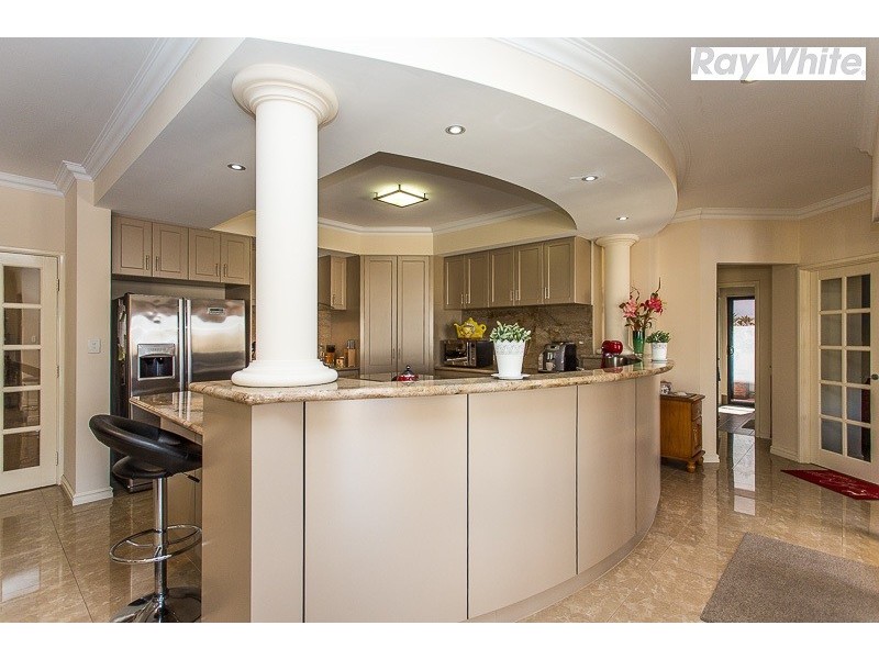 8 Breelya Rise, Canning Vale WA 6155