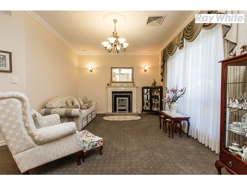 8 Breelya Rise, Canning Vale WA 6155