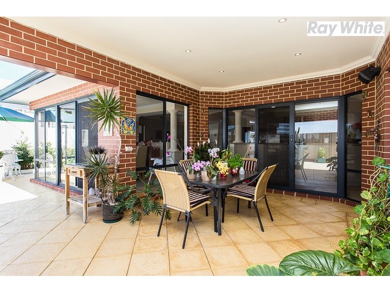 8 Breelya Rise, Canning Vale WA 6155