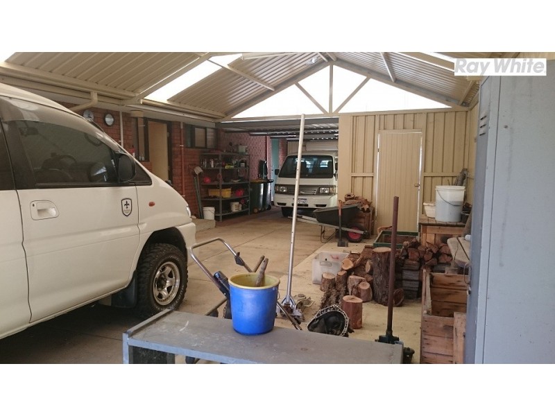 12 b Briggs Place, Armadale WA 6112