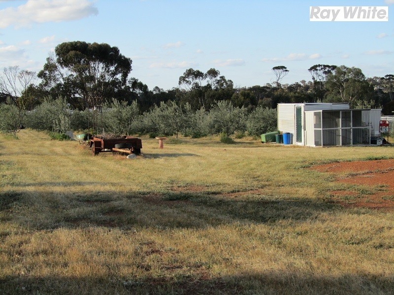 8 Haddleton Road, Woodanilling WA 6316