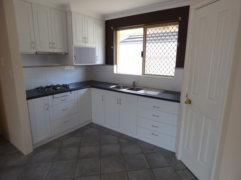 3 Symes Close, Seville Grove WA 6112