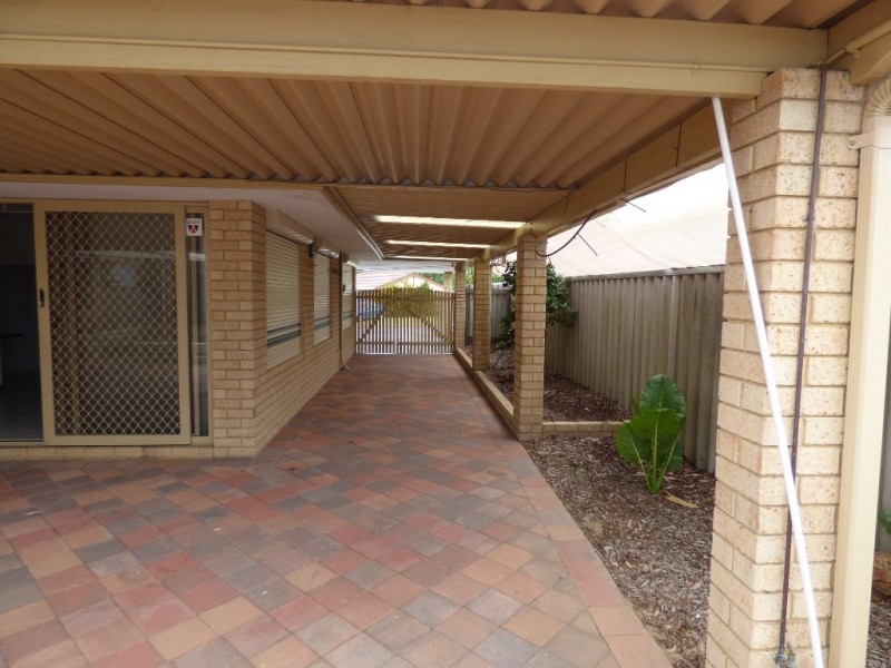 3 Symes Close, Seville Grove WA 6112