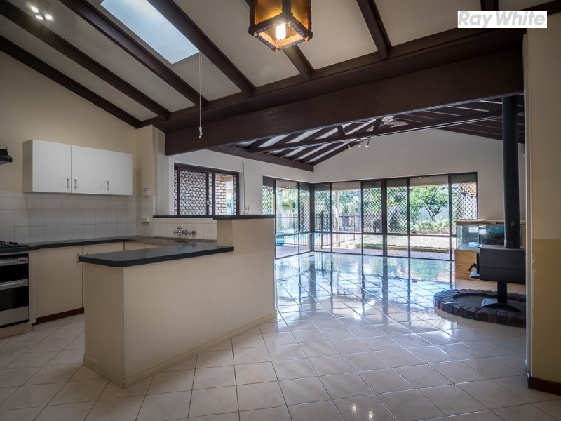 16 Elanora Road, Armadale WA 6112