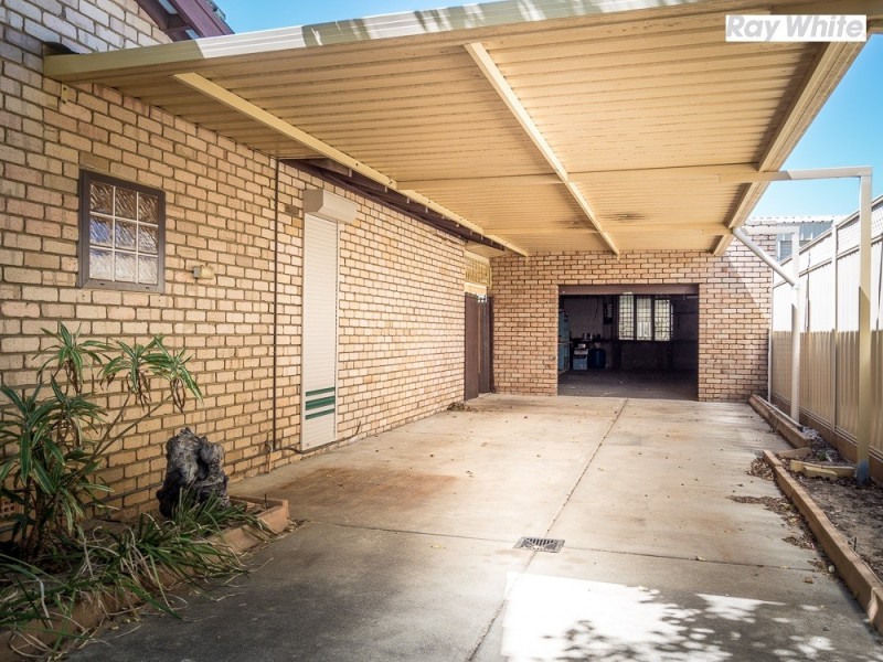 16 Elanora Road, Armadale WA 6112