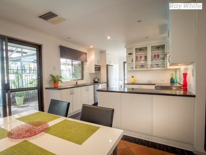 12 Palm Terrace, Forrestfield WA 6058