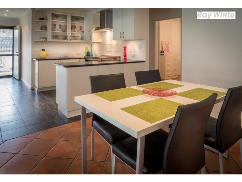 12 Palm Terrace, Forrestfield WA 6058