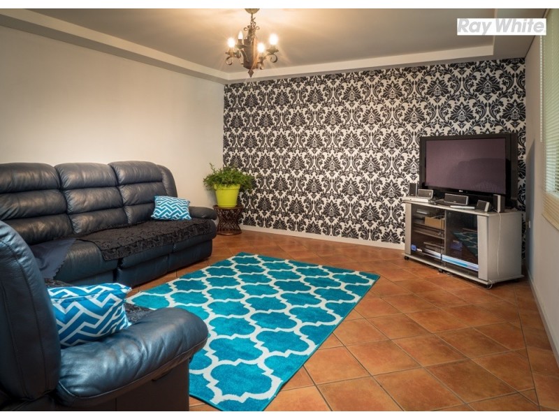 12 Palm Terrace, Forrestfield WA 6058