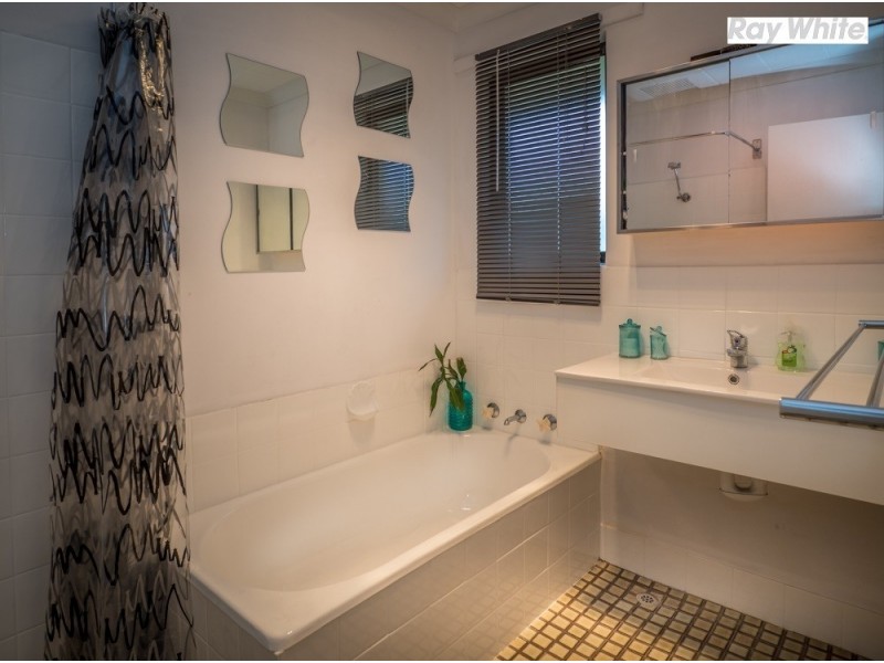 12 Palm Terrace, Forrestfield WA 6058