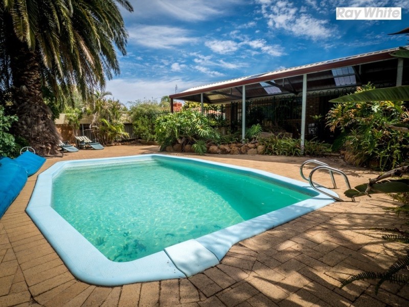 12 Palm Terrace, Forrestfield WA 6058