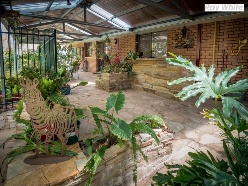 12 Palm Terrace, Forrestfield WA 6058