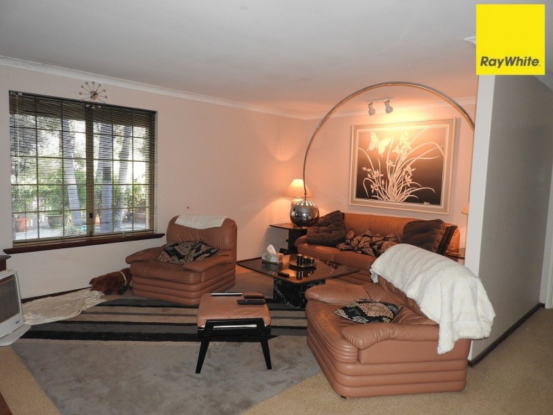 13 High Road, Roleystone WA 6111