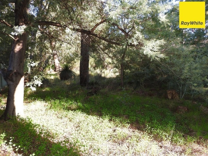 13 High Road, Roleystone WA 6111