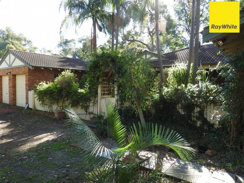 13 High Road, Roleystone WA 6111