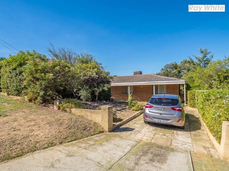 23 Carawatha Avenue, Mount Nasura WA 6112