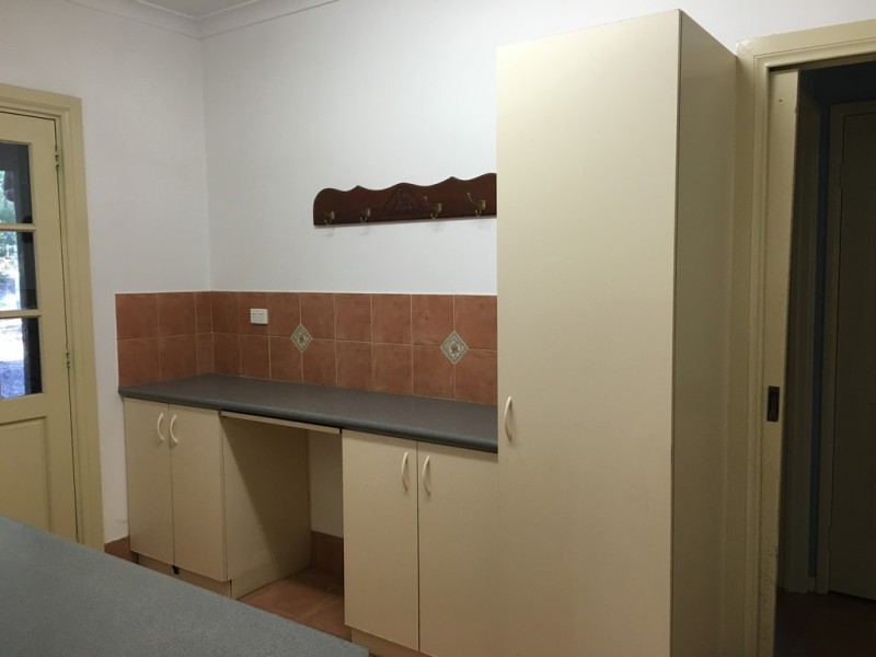 4 Robinson Road, Roleystone WA 6111